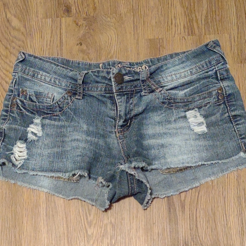 WallFlower Denim Distressed Women Shorts size 5